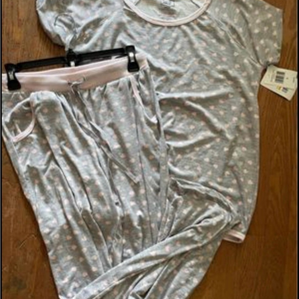 NWT Gray and Pink Heart Pajama Set